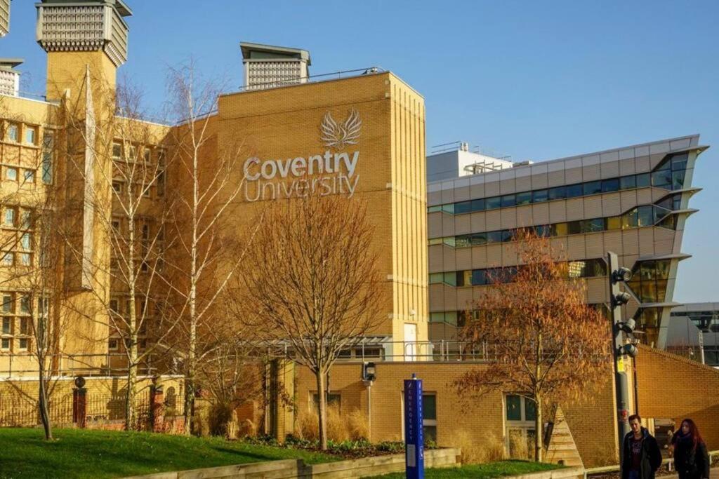 Villa Comfortable Town House In Coventry City Centre Extérieur photo